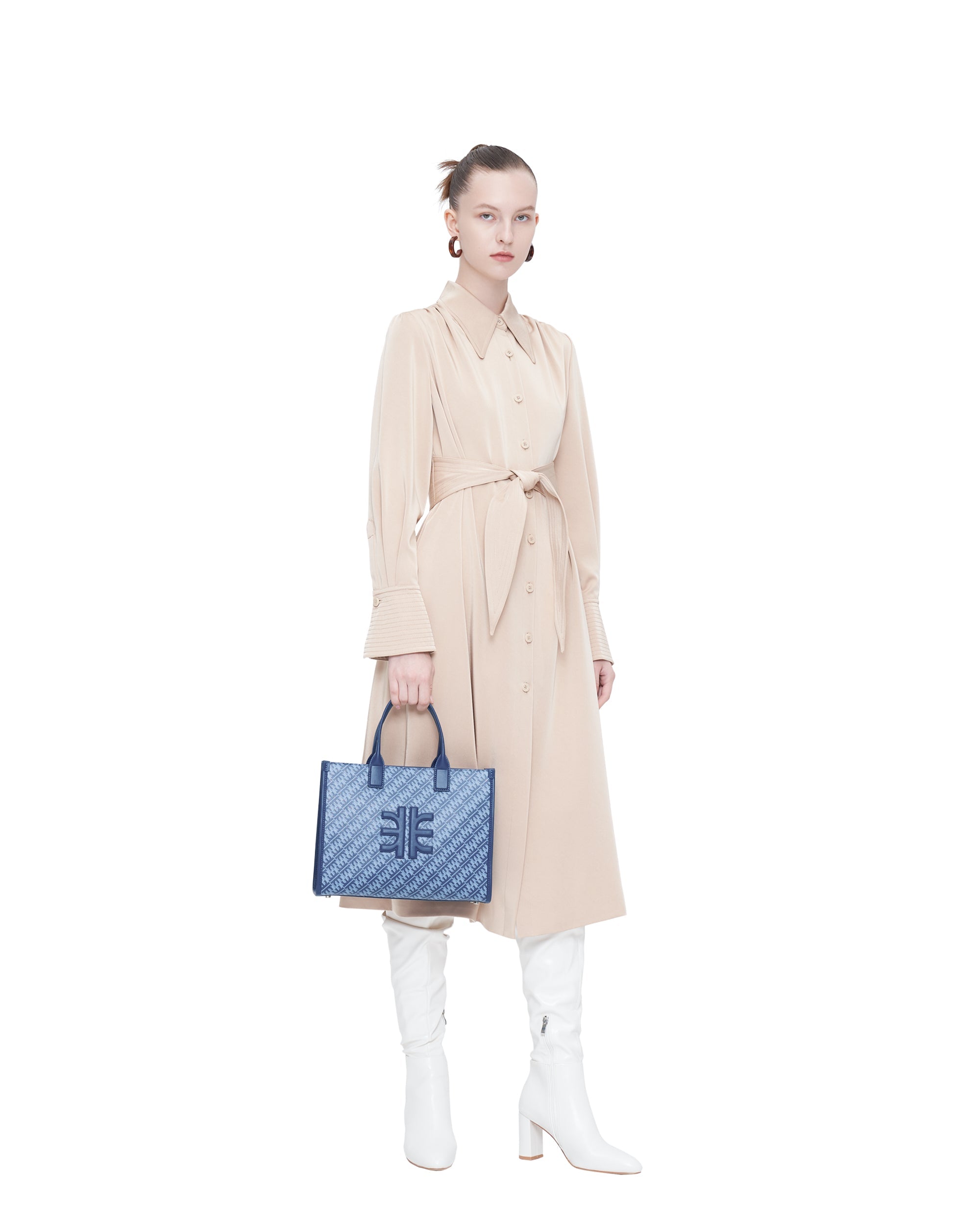 FEI Medium Tote Bag - Navy